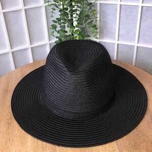 Shade & Shore Women’s Black Pinched Front Straw Sun Hat in Excellent Condition